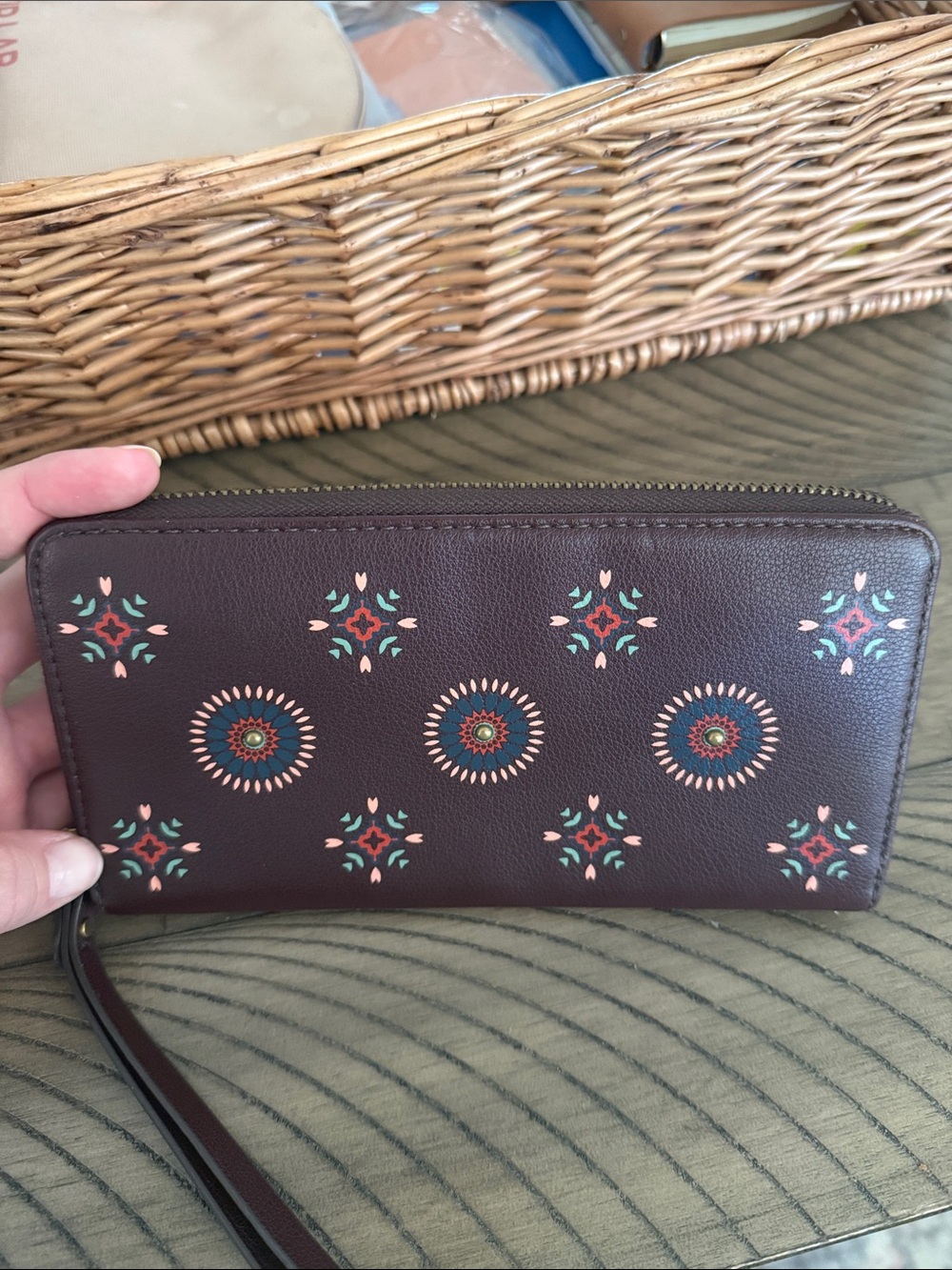 Fossil Leather Wristlet Wallet - Picture 2 of 3
